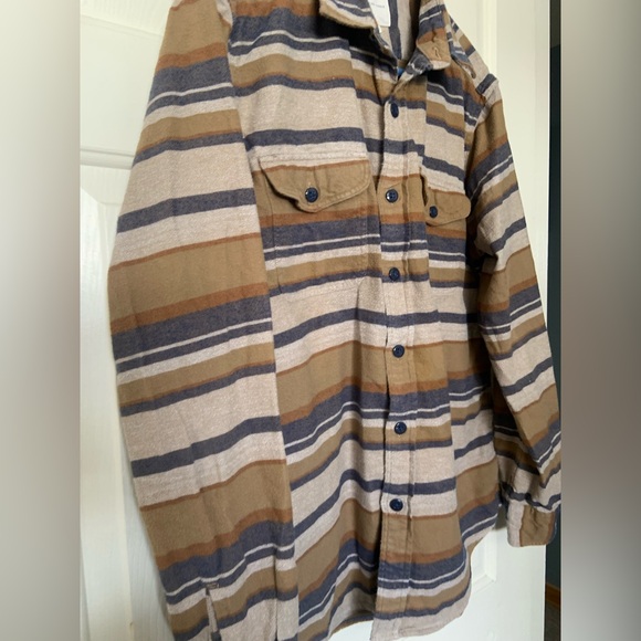 American Eagle Outfitters men’s button up flannel shirt size L Tan/blue/Beige - Picture 4 of 8